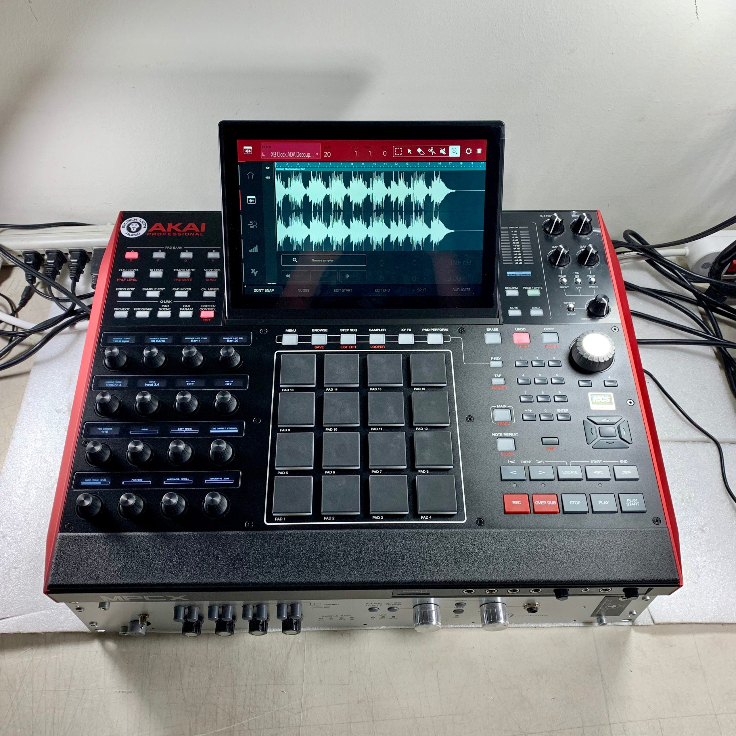 AKAI MPC Live II Mod – Black Lion Audio Mod Shop